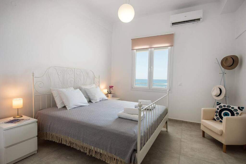 Amazing Seafront Suite Ierapetra  Exterior photo